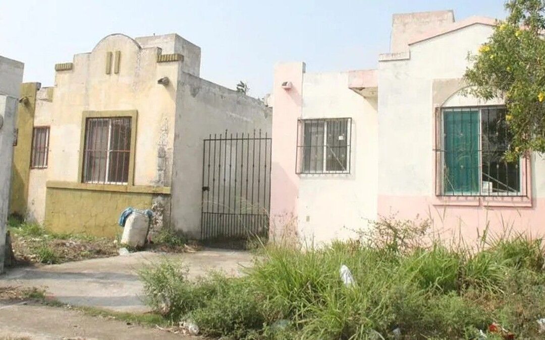 Aprueban multas de hasta 100 mil pesos por casas y terrenos abandonados en Nuevo León